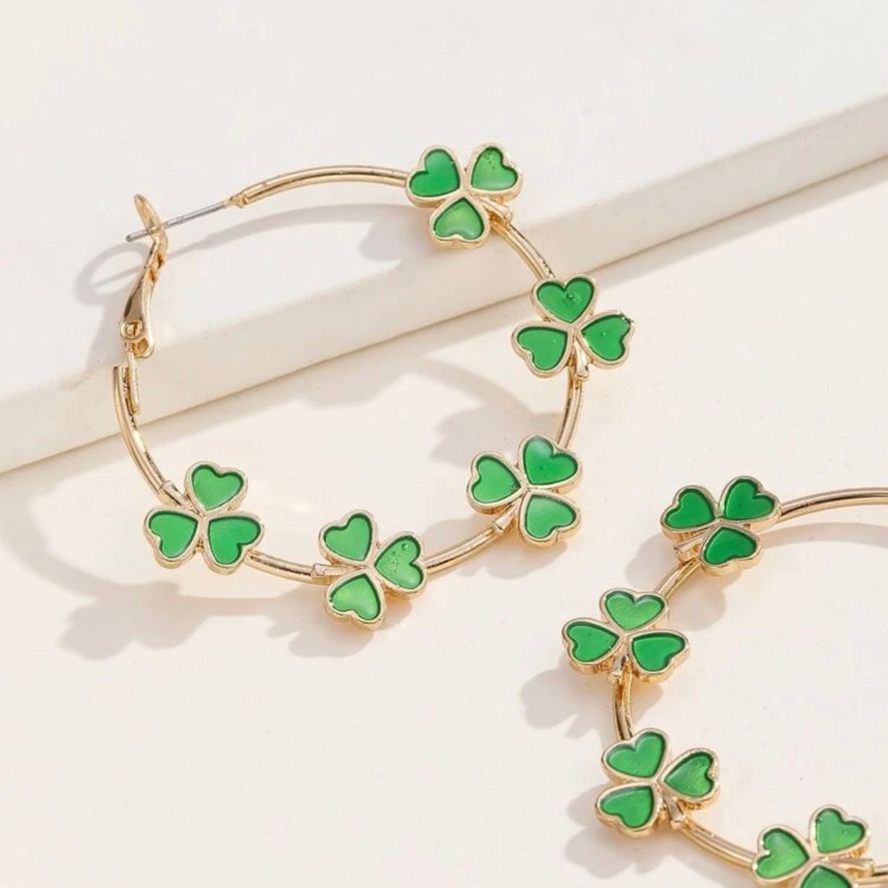 Brand new shamrock hoops 🍀
